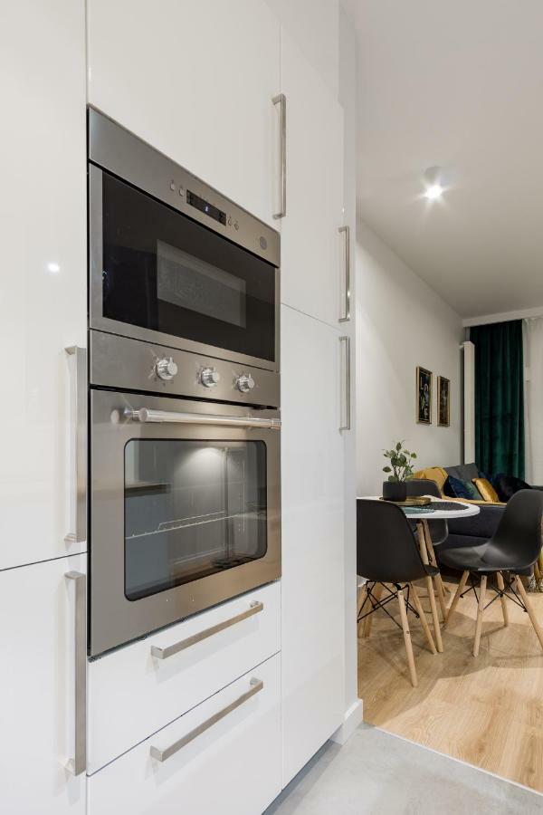 Mennica Residence Chic Apartment Varsovia Exterior foto